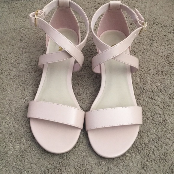 fioni Shoes - Fioni wedge sandals